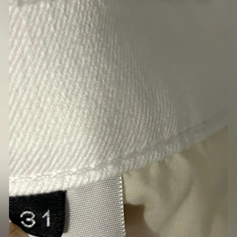 VINCE Skinny Jeans - Picture 5 of 12